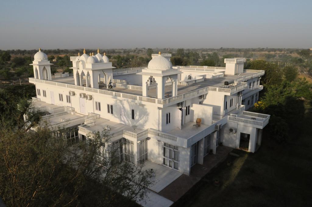 Savista Retreat Hotel Dzsaipur Kültér fotó